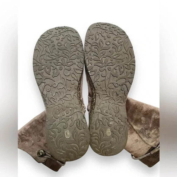 Teva Montecito Suede Leather Side Zip Mid-Calf Boots - Picture 5 of 5